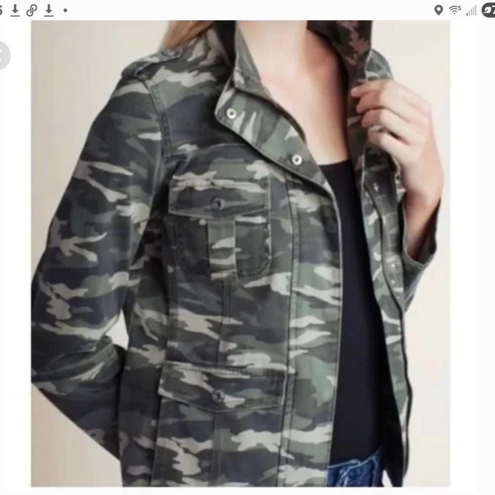Kensie Jeans Camo Jacket ~ Large
